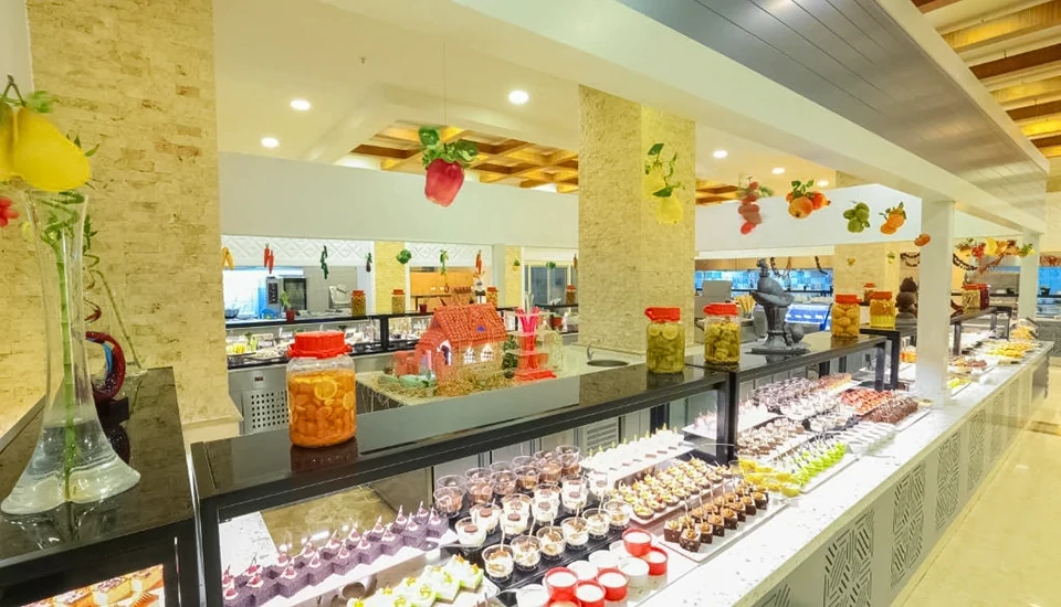 هتل کریستال دلوکس ریزورت آنتالیا